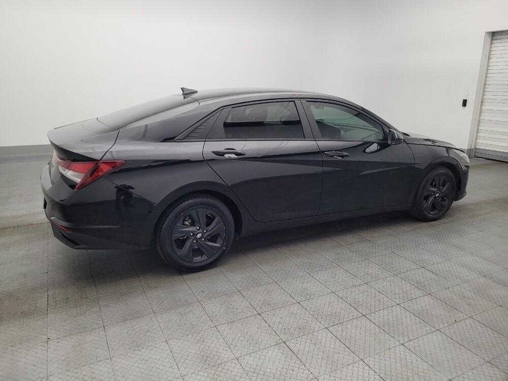 2023 Hyundai Elantra in Hialeah, FL 33014 - 18102892 10
