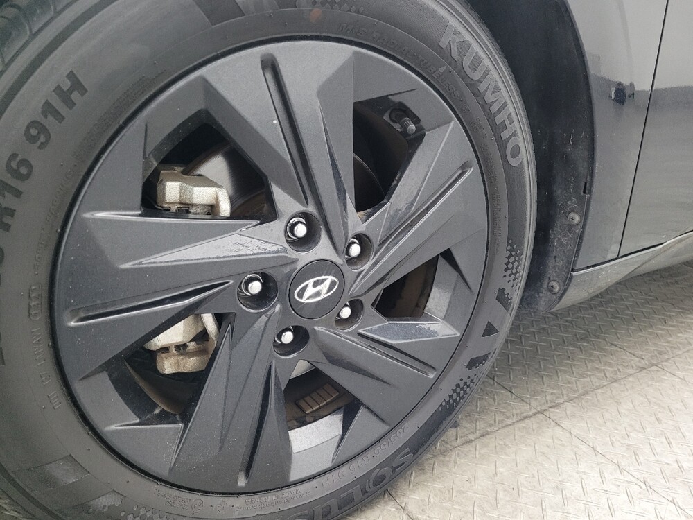 2023 Hyundai Elantra in Hialeah, FL 33014 - 18102892 31