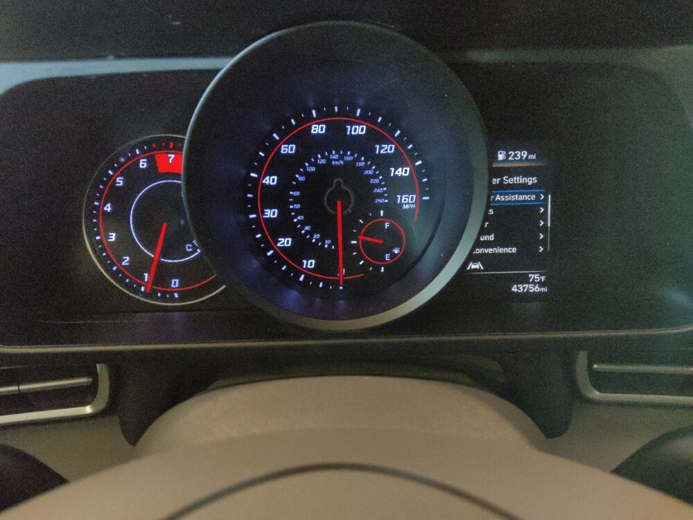 2023 Hyundai Elantra in Hialeah, FL 33014 - 18102892 23