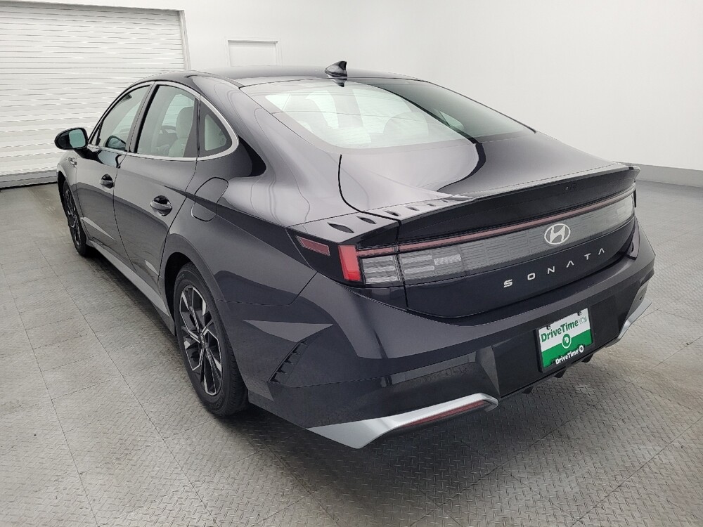 2024 Hyundai Sonata in West Palm Beach, FL 33409 - 18102894 5