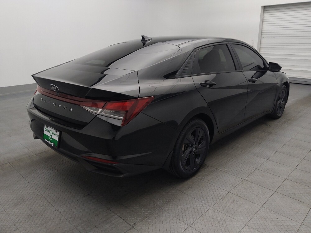 2023 Hyundai Elantra in Gainesville, FL 32609 - 18102903 9