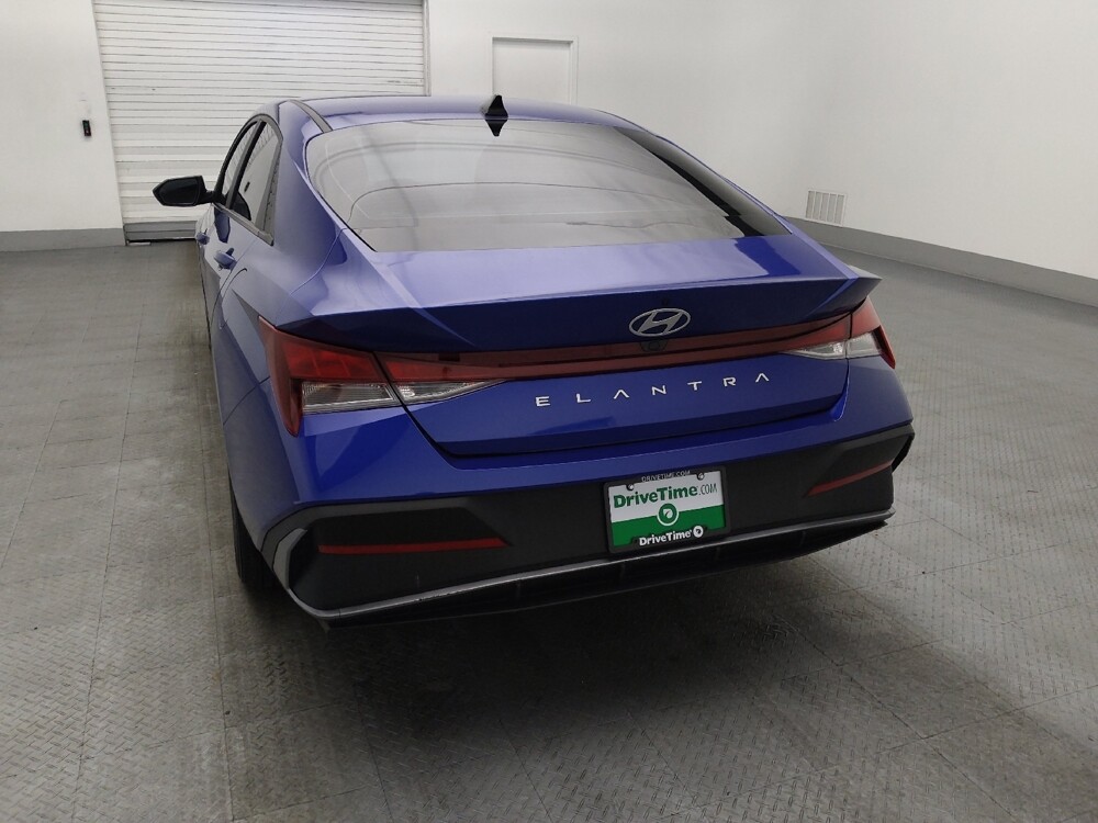 2024 Hyundai Elantra in Pensacola, FL 32505 - 18102904 6