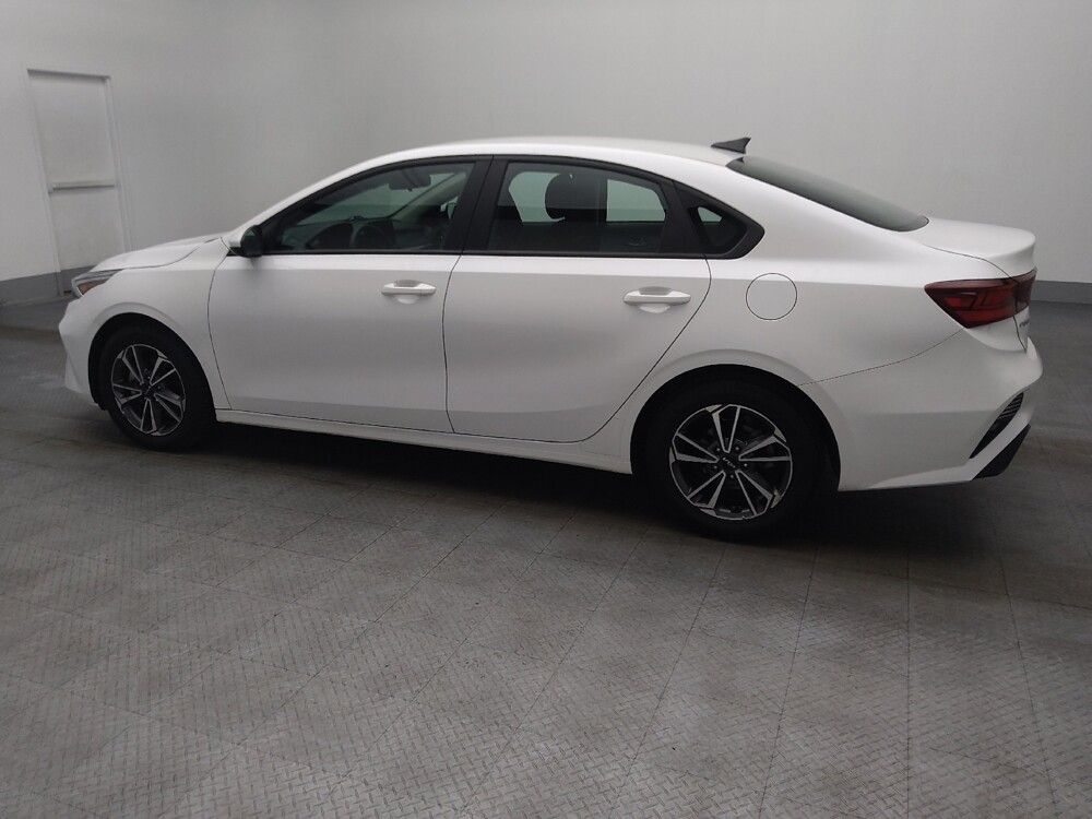 2023 Kia Forte in Jacksonville, FL 32210 - 18102915 3