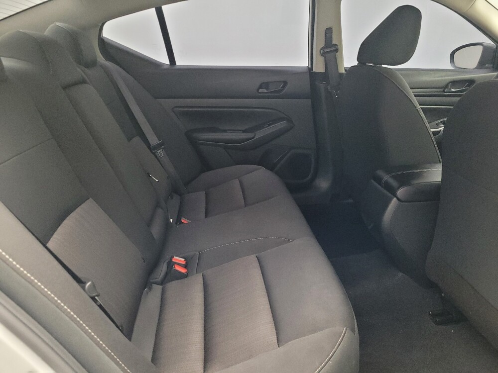 2024 Nissan Altima in Miami, FL 33157 - 18102916 19