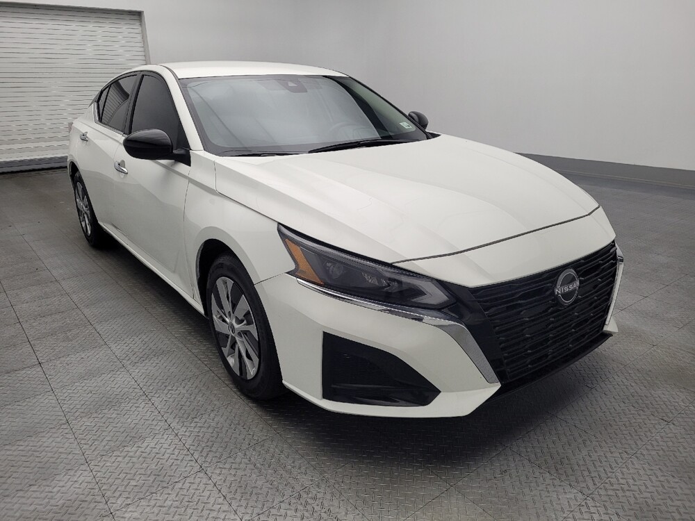 2024 Nissan Altima in Miami, FL 33157 - 18102916 13