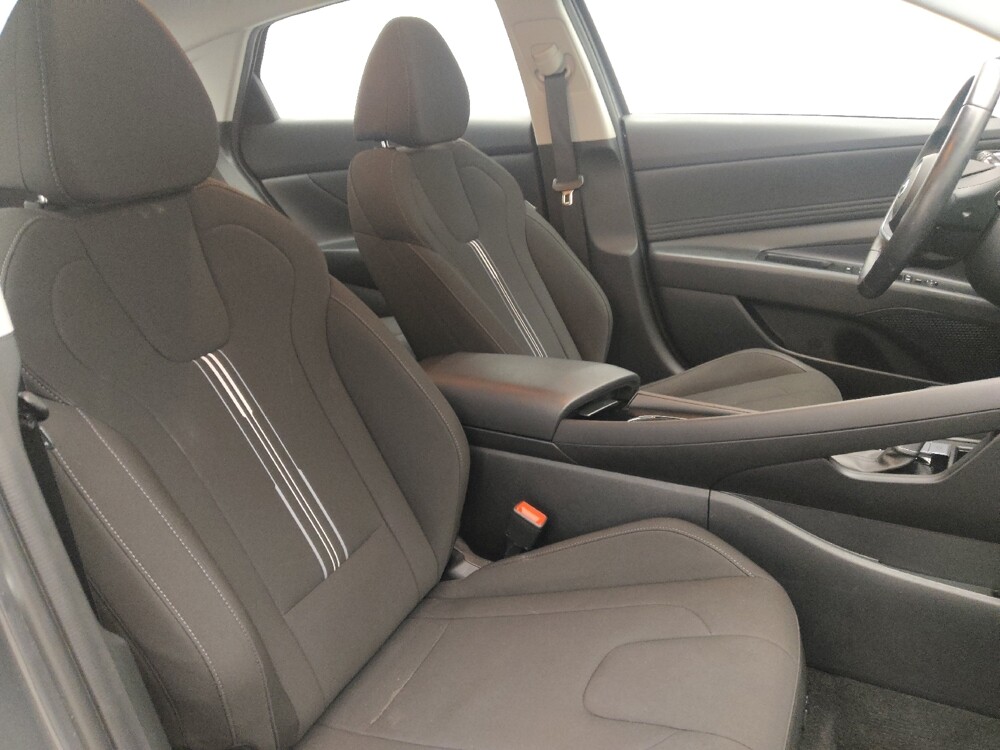 2023 Hyundai Elantra in Miami, FL 33157 - 18102918 21