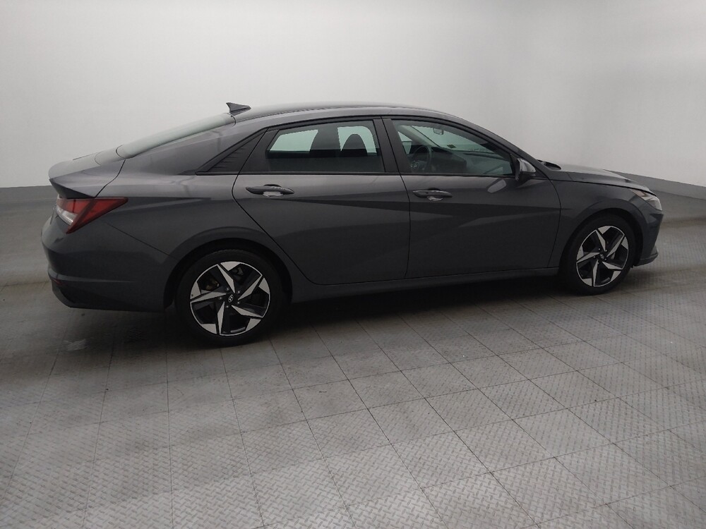 2023 Hyundai Elantra in Miami, FL 33157 - 18102918 10