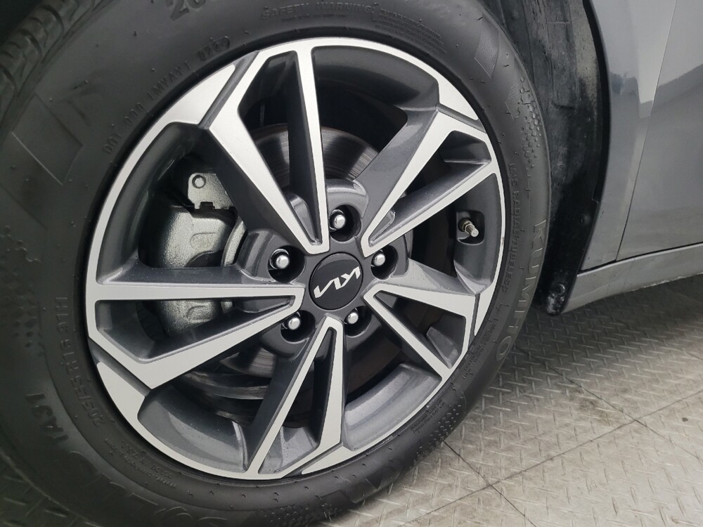 2024 Kia Forte in Hialeah, FL 33014 - 18102920 31