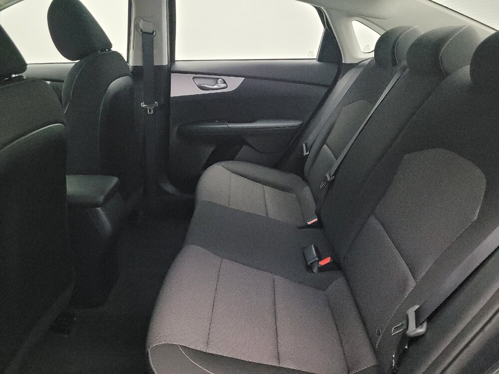 2024 Kia Forte in Hialeah, FL 33014 - 18102920 18