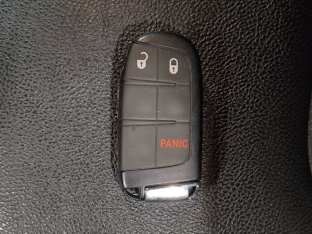 2024 Jeep Compass in Savannah, GA 31419 - 18102925 32