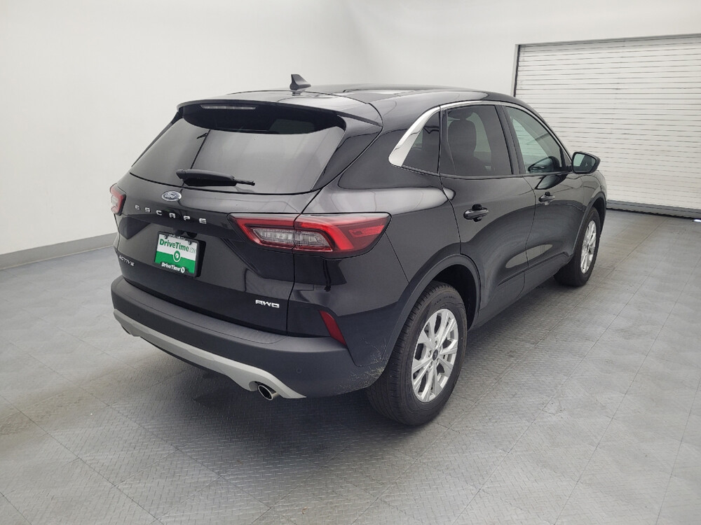 2023 Ford Escape in Charlotte, NC 28213 - 18102929 9