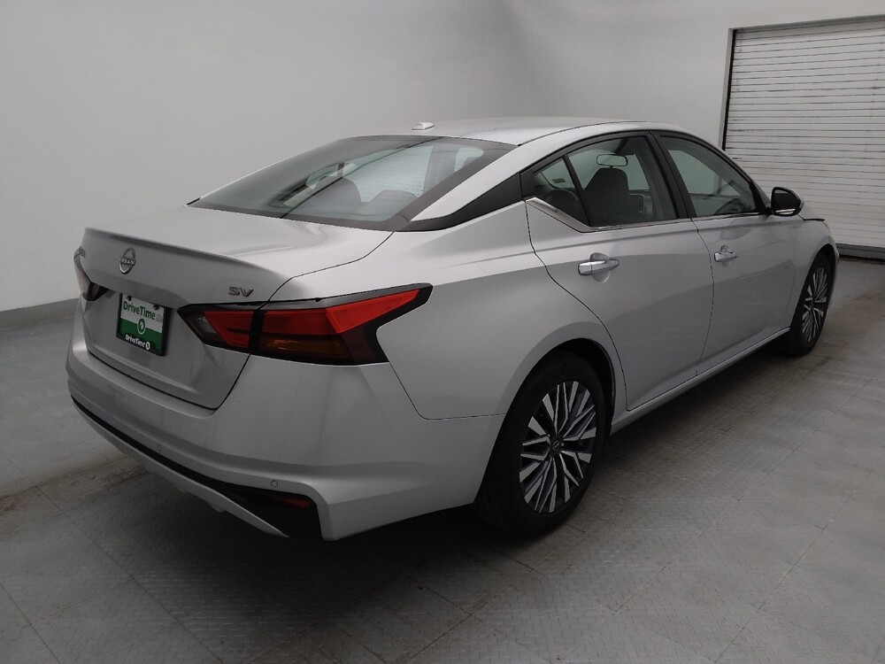 2023 Nissan Altima in Raleigh, NC 27604 - 18102935 9