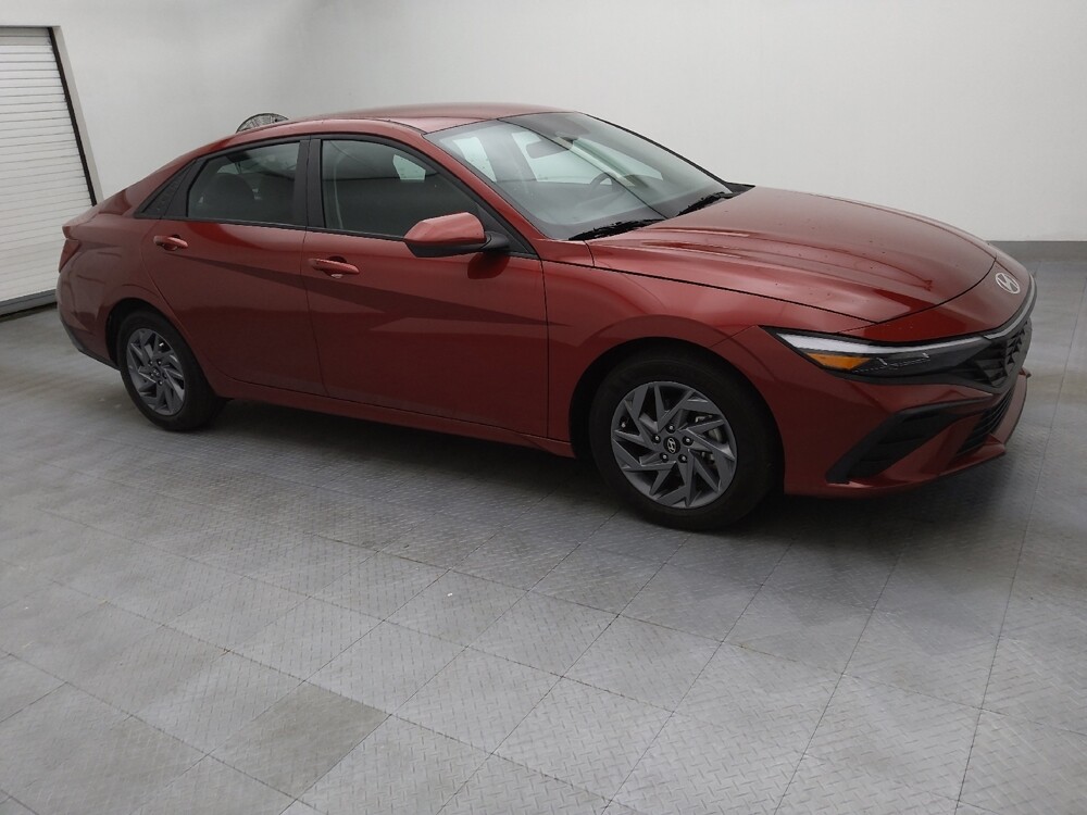 2024 Hyundai Elantra in Charlotte, NC 28273 - 18102939 11