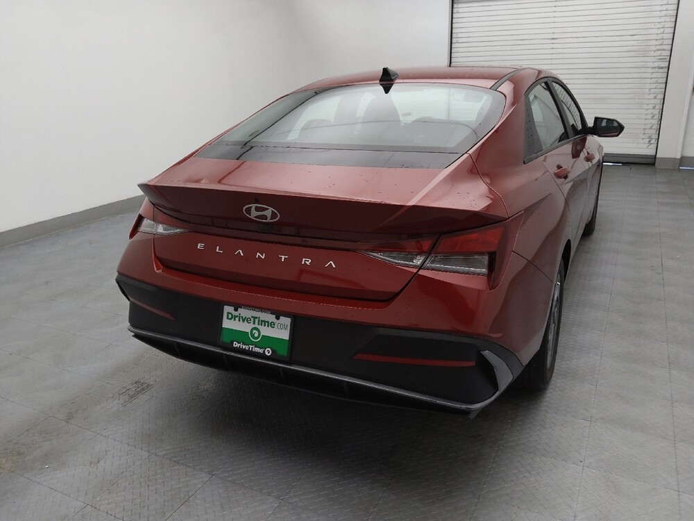 2024 Hyundai Elantra in Charlotte, NC 28273 - 18102939 7