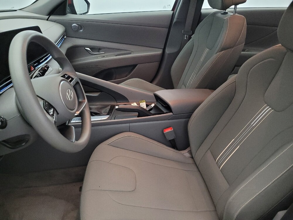 2024 Hyundai Elantra in Plymouth Meeting, PA 19462 - 18102970 17