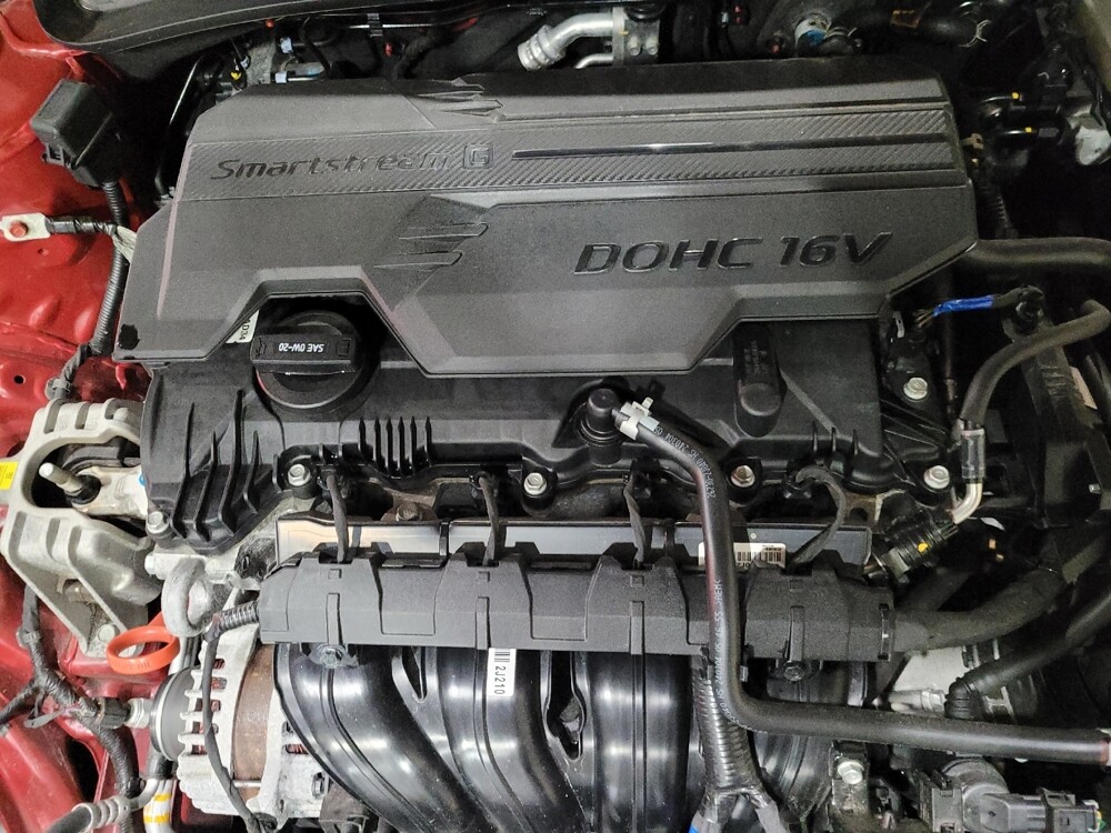 2024 Hyundai Elantra in Plymouth Meeting, PA 19462 - 18102970 30