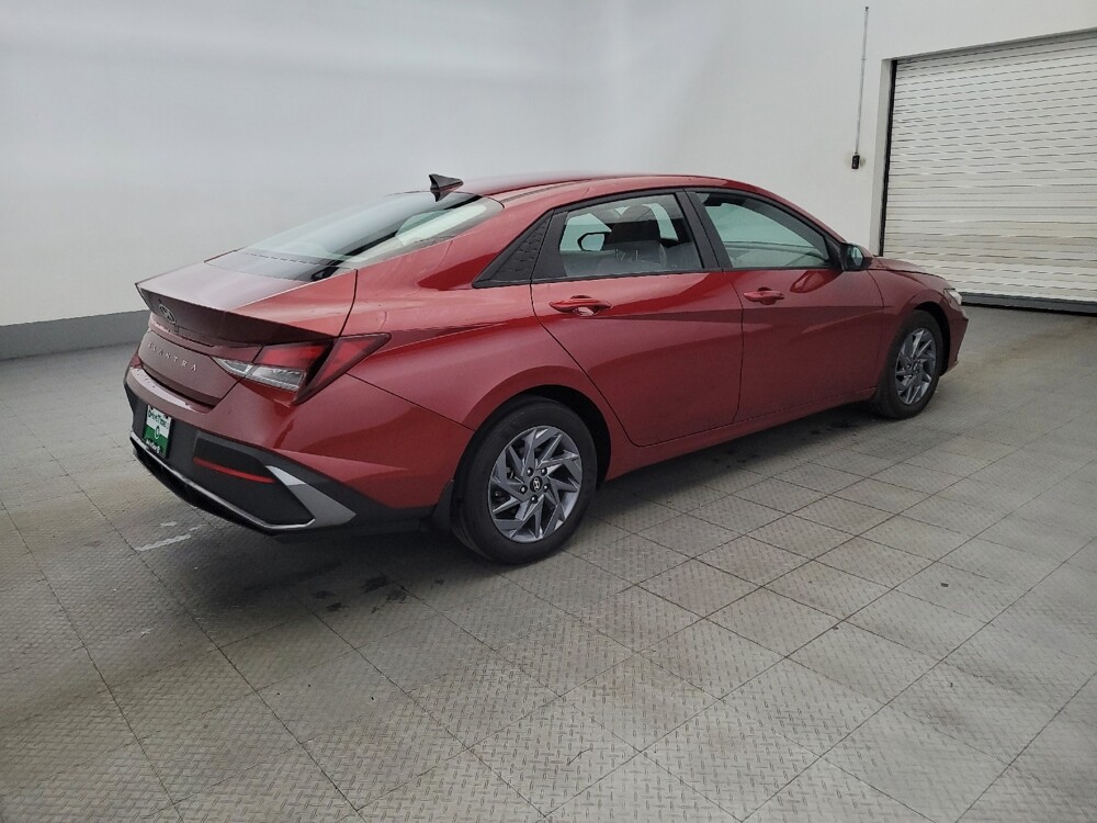 2024 Hyundai Elantra in Plymouth Meeting, PA 19462 - 18102970 10