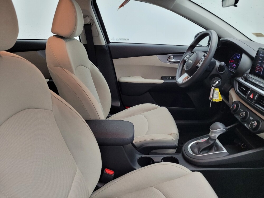 2023 Kia Forte in Charlotte, NC 28273 - 18102998 21