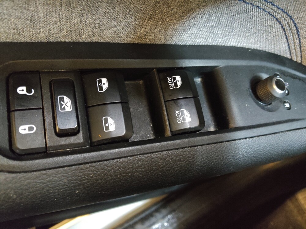 2024 Jeep Compass in Greenville, NC 27834 - 18103017 27