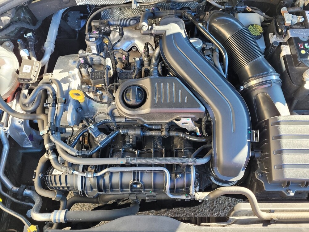 2024 Volkswagen Jetta in Columbia, SC 29210 - 18103025 30