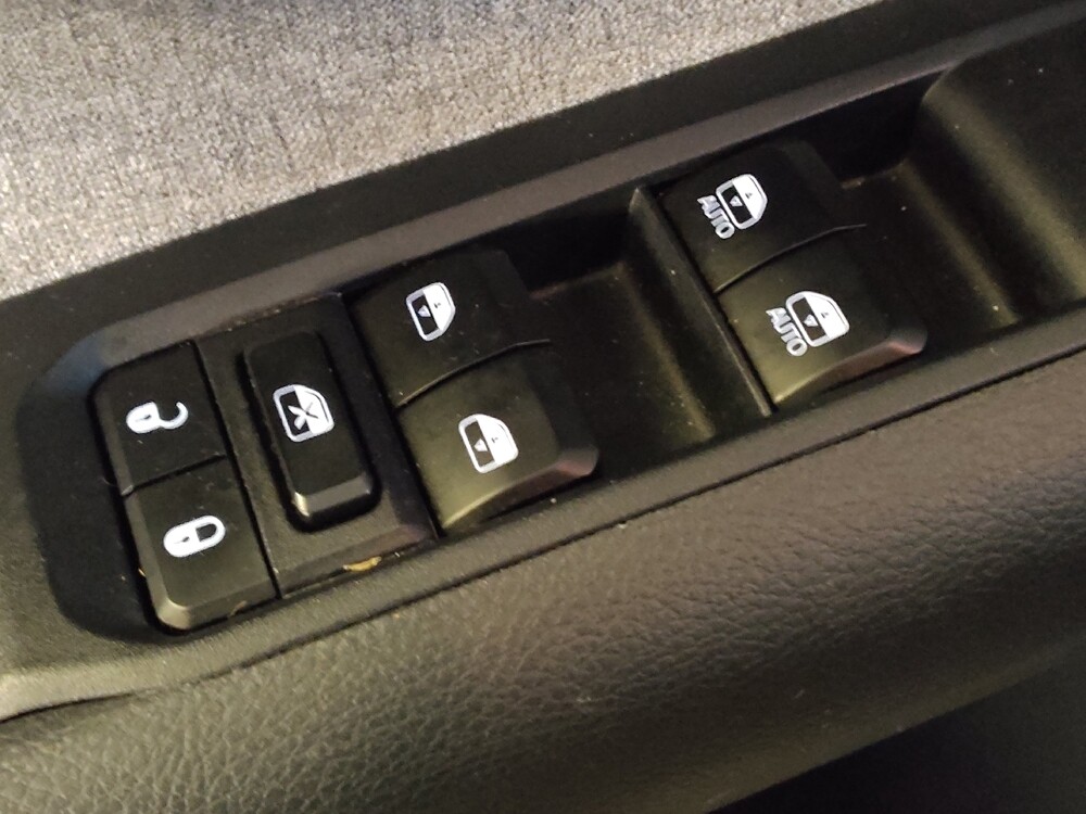 2024 Jeep Compass in Wilmington, NC 28405 - 18103026 27