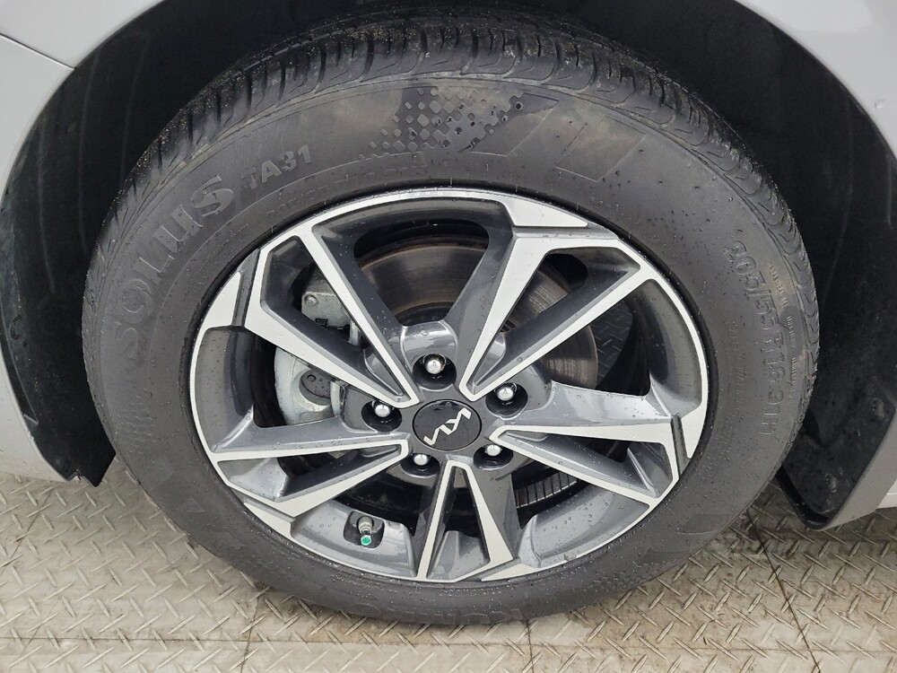 2024 Kia Forte in Charlotte, NC 28213 - 18103038 31