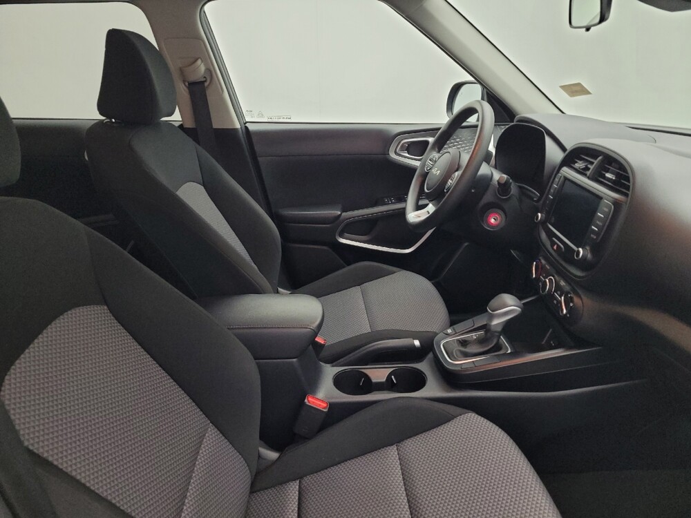 2023 Kia Soul in Wilmington, NC 28405 - 18103050 21