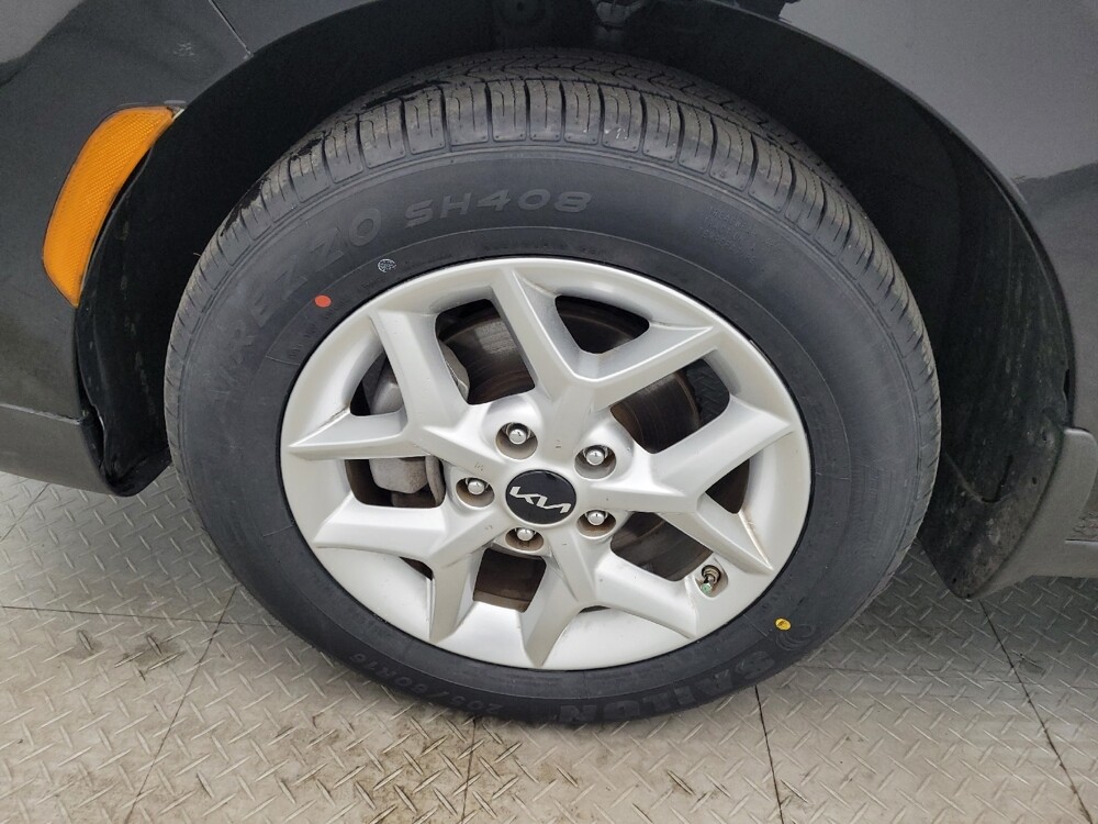 2023 Kia Soul in Wilmington, NC 28405 - 18103050 31