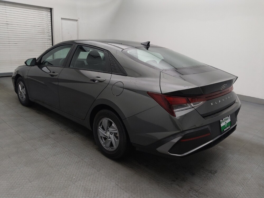2024 Hyundai Elantra in Raleigh, NC 27604 - 18103058 3