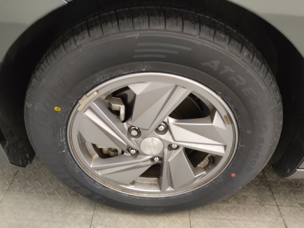 2024 Hyundai Elantra in Raleigh, NC 27604 - 18103058 31