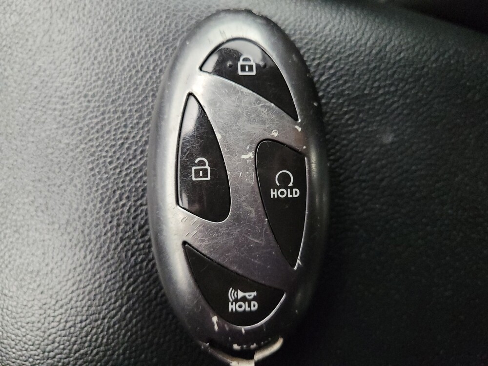 2024 Hyundai Elantra in Charlotte, NC 28273 - 18103077 32