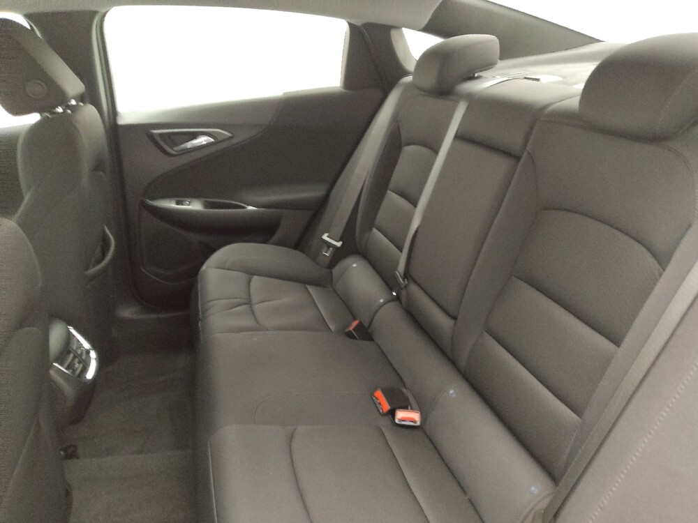 2024 Chevrolet Malibu in Fayetteville, NC 28304 - 18103078 18