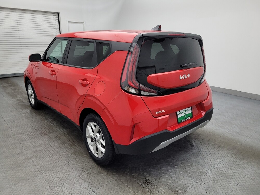 2023 Kia Soul in Greenville, NC 27834 - 18103086 5
