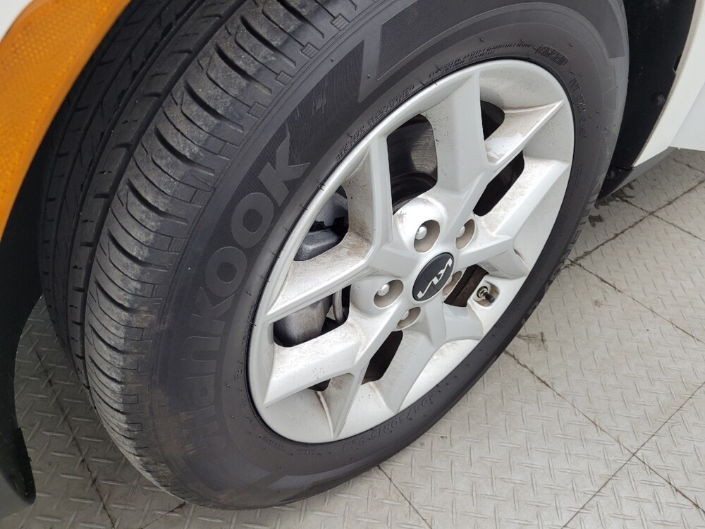 2024 Kia Soul in Greensboro, NC 27407 - 18103116 31