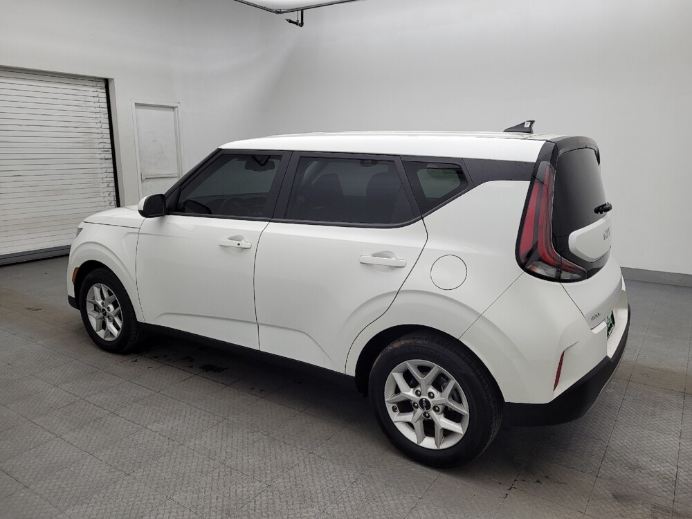 2024 Kia Soul in Greensboro, NC 27407 - 18103116 3