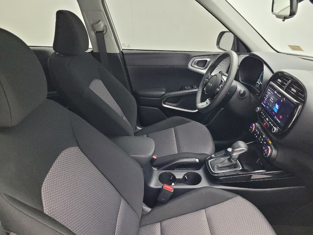 2024 Kia Soul in Greensboro, NC 27407 - 18103116 21