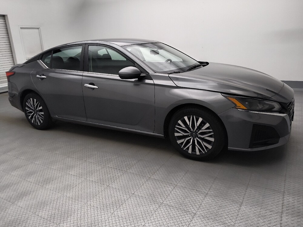 2023 Nissan Altima in Lakewood, CO 80215 - 18103119 11