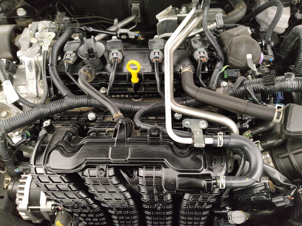 2024 Nissan Altima in Wichita, KS 67207 - 18103120 30