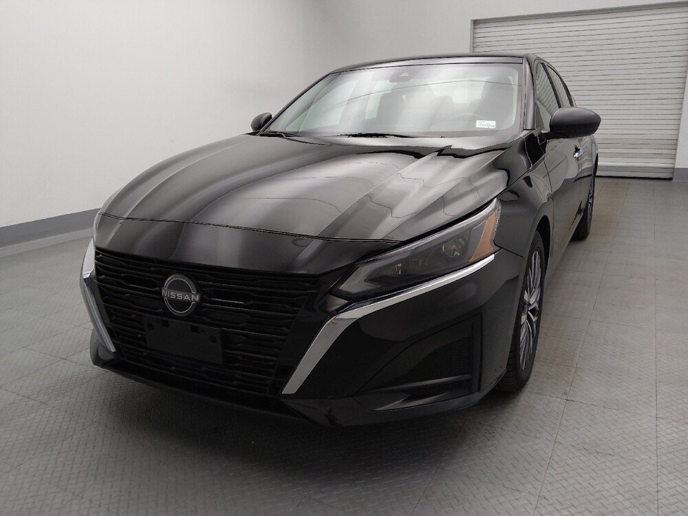 2024 Nissan Altima in Wichita, KS 67207 - 18103120 15