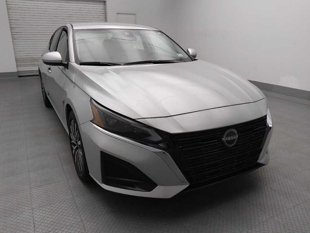 2023 Nissan Altima in Wichita, KS 67207 - 18103132 14