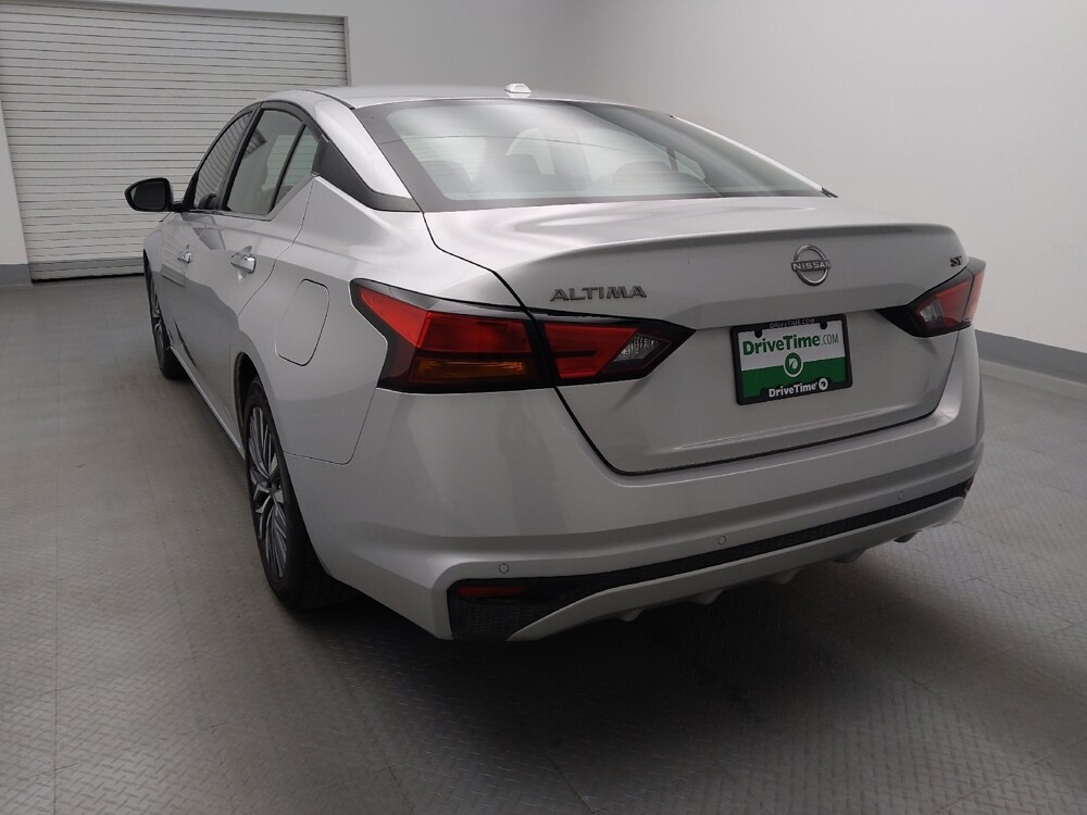 2023 Nissan Altima in Wichita, KS 67207 - 18103132 6