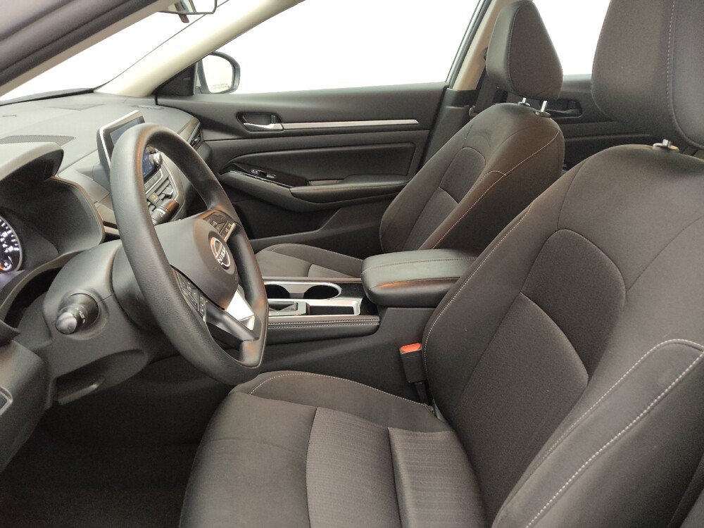 2023 Nissan Altima in Wichita, KS 67207 - 18103132 17