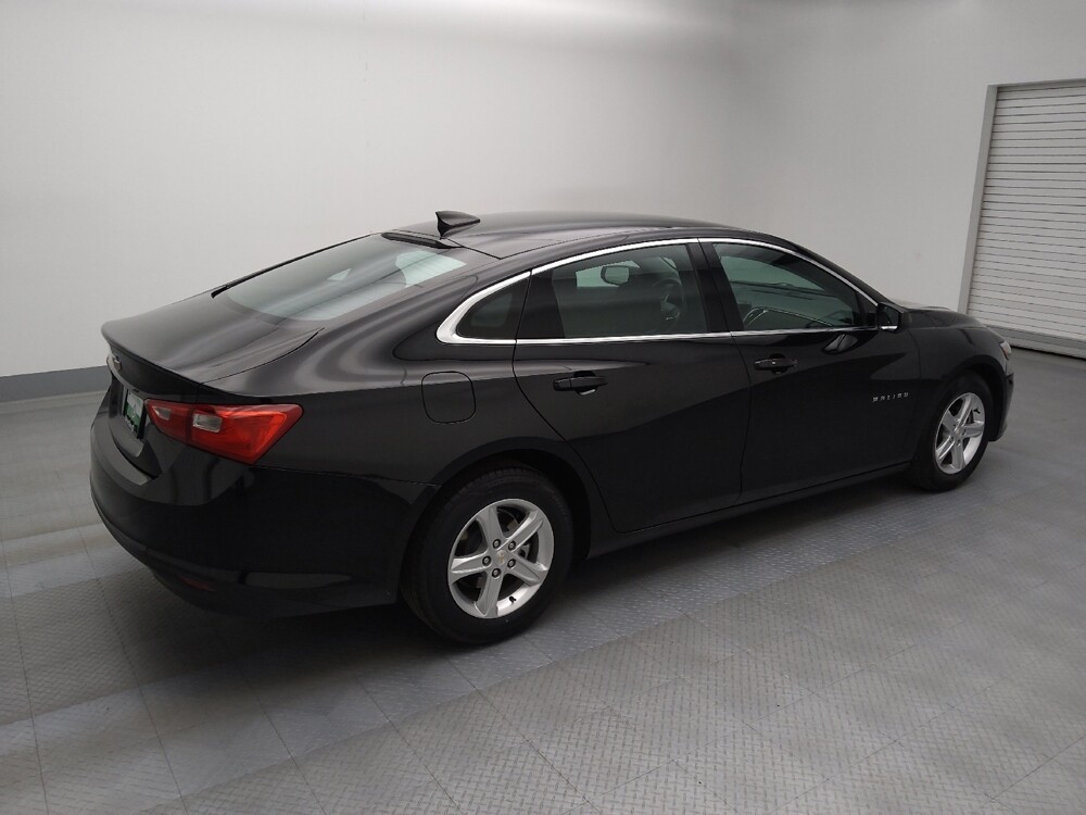 2024 Chevrolet Malibu in Lakewood, CO 80215 - 18103149 10