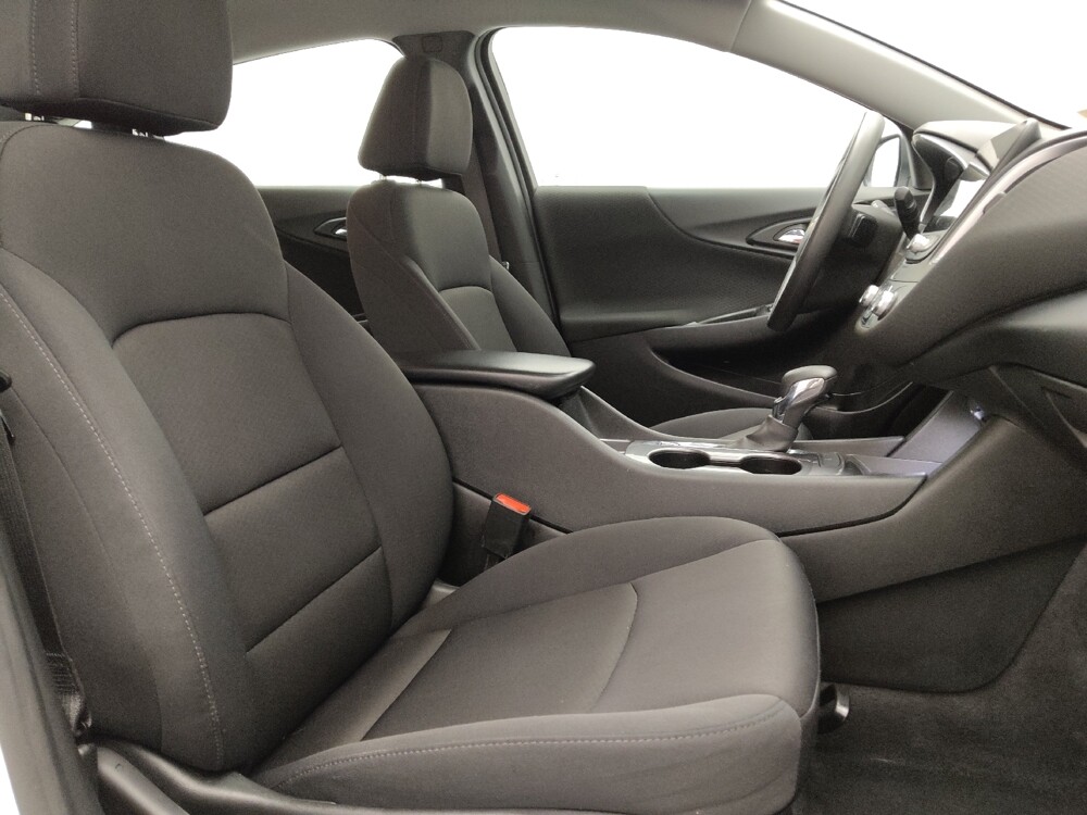 2024 Chevrolet Malibu in Lakewood, CO 80215 - 18103156 18