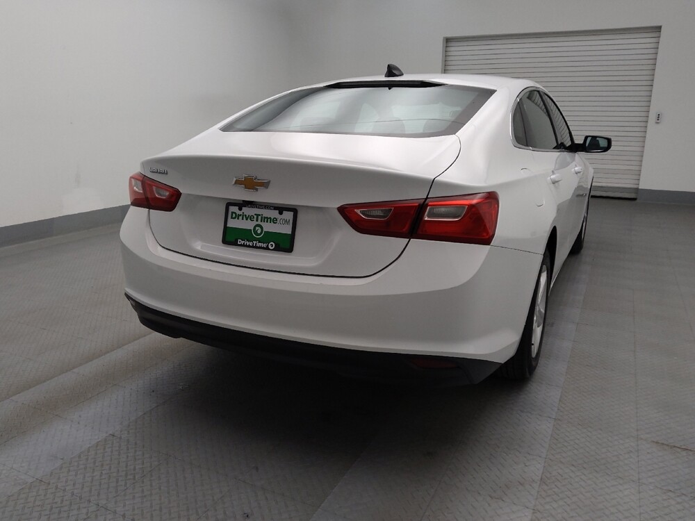2024 Chevrolet Malibu in Lakewood, CO 80215 - 18103156 7