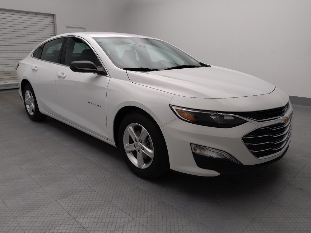 2024 Chevrolet Malibu in Lakewood, CO 80215 - 18103156 13