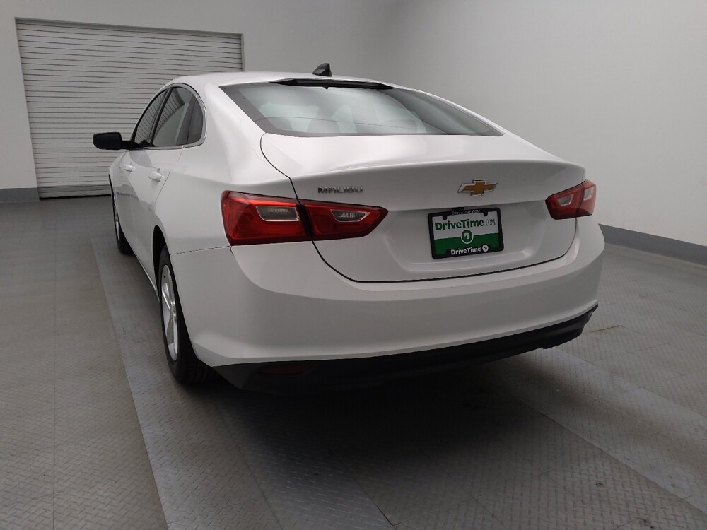 2024 Chevrolet Malibu in Lakewood, CO 80215 - 18103156 6