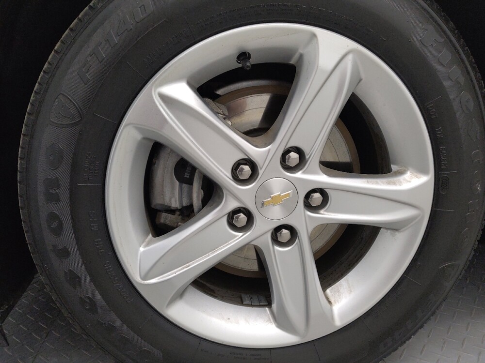 2024 Chevrolet Malibu in Lakewood, CO 80215 - 18103163 31