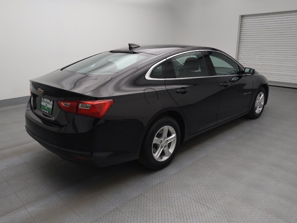 2024 Chevrolet Malibu in Lakewood, CO 80215 - 18103164 9