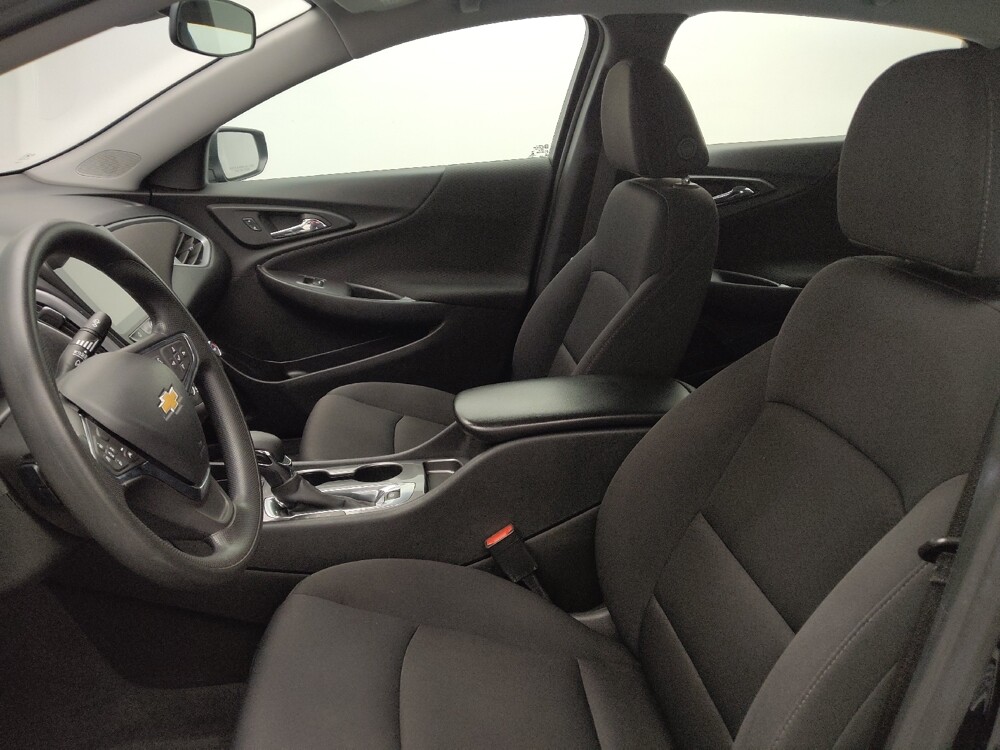 2024 Chevrolet Malibu in Lakewood, CO 80215 - 18103164 17